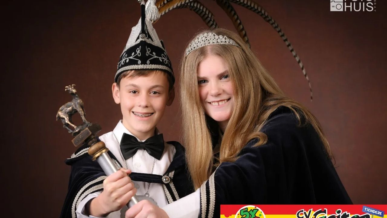 Jeugdprins Jonas I (Arendse) en jeugdprinses Lynn I (Heldens) het nieuwe jeugdpaar in Tienray