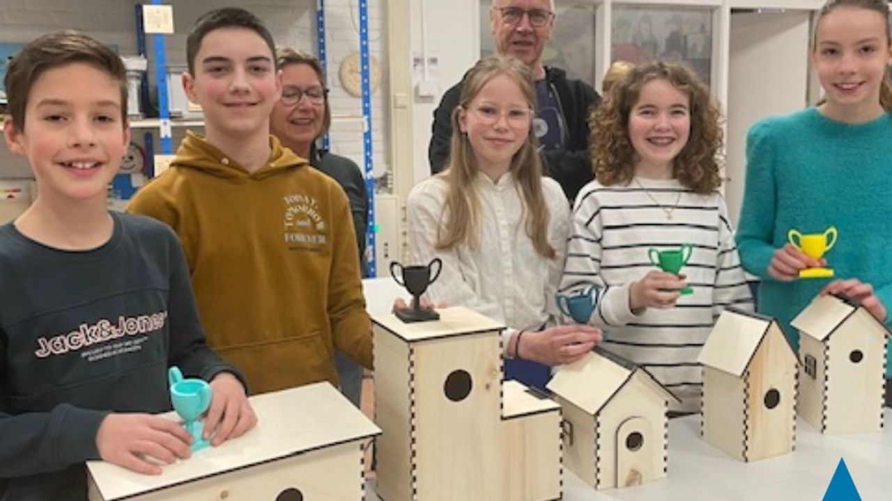 Dendron-leerlingen maken vogelhuisjes voor Ozzen Hôf