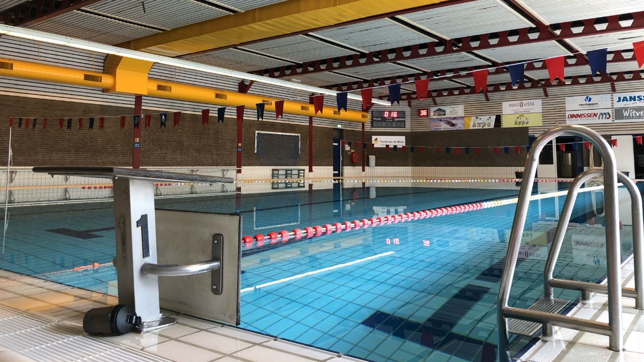 College wil zwembad De Berkel nog 10 jaar open houden