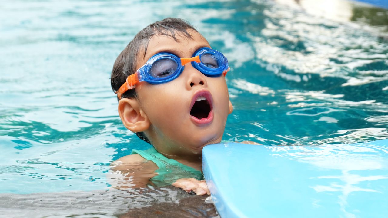 Aandacht voor zwemvaardigheid en plezier in zwemmen tijdens Zwempret